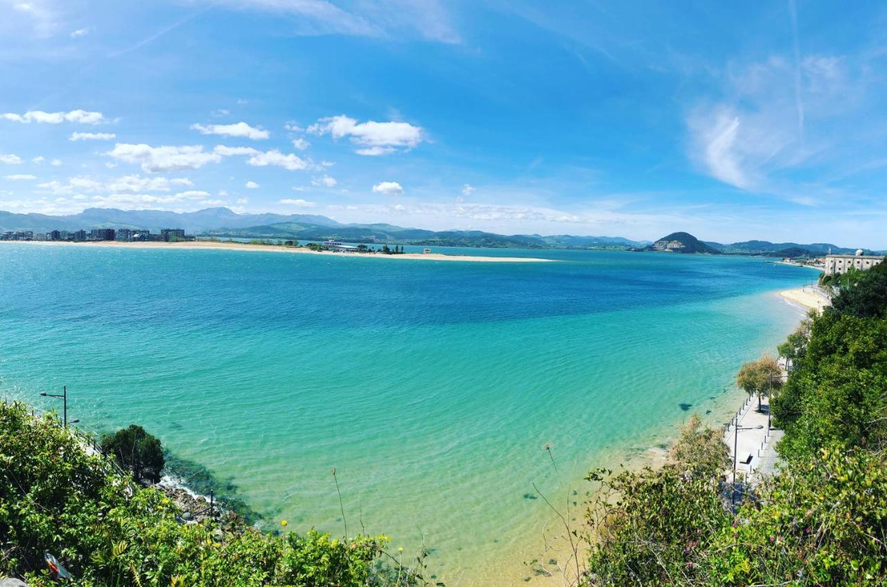 Vistamar. Primera Linea. Bahia De Santona Apartment ภายนอก รูปภาพ